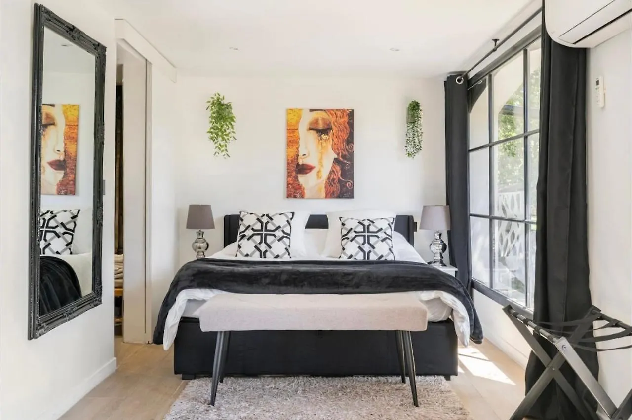 Suite Bastide Magdaleyna موجا